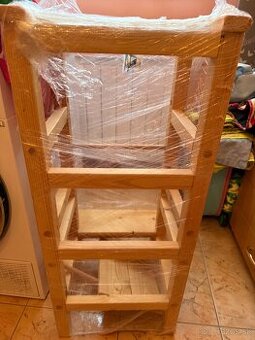 Učiaca montesorri veža