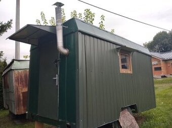 Maringotka Lesanka pre Polovnika