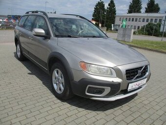 VOLVO XC70 D5 151kw AWD Momentum Kinetic 07/2010 - 1