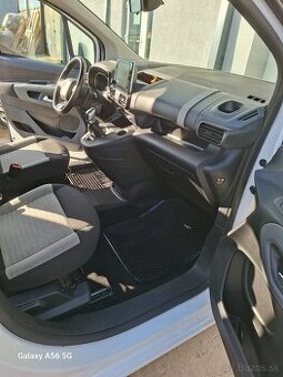 Citroen Berlingo 1.5 diesel  75 kw full výbava -   57 000 km
