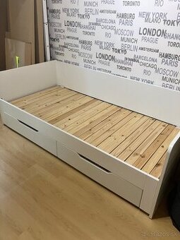 Výsuvná posteľ  200x90 cm