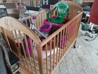 DETSKÁ POSTIELKA aj s matracom PRÍRODNÉ DREVO