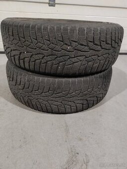 Predám 2ks zimné pneu NOKIAN 195/65 R15