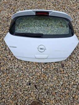 Kufrové dvere Opel Corsa D