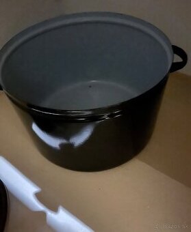 Smaltovany velky hrniec