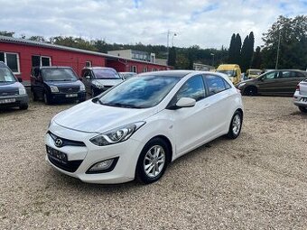 Hyundai i30, 1.6CRDi 81kWPRAVID.SERVIS