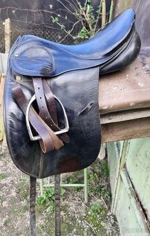 Predám drezúrne sedlo Stübben Tristan DL – 17,5”