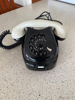 Starozitne telefony Tesla T58