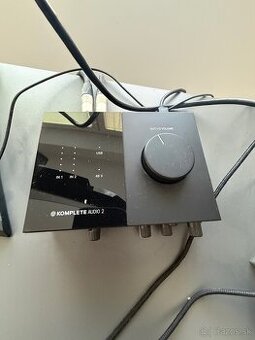 Komplete Audio 2 USB zvukova karta