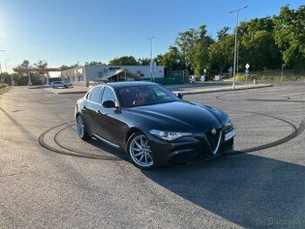 Alfa Romeo Giulia Q2 2.2 diesel 2016 edícia performance