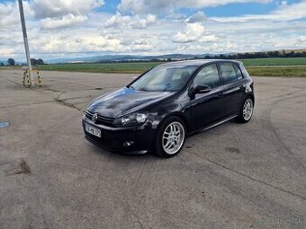 Vw golf 6 2,0tdi r-line 103kw