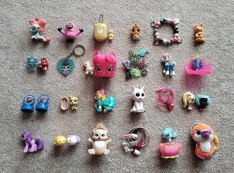 Adventný kalendár - drobné hračky