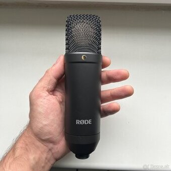Mikrofón Rode NT1 black + shock mount a pop filter