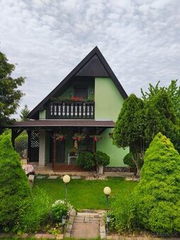 Malebná chata v Tovarníkoch