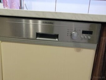 Electrolux ESI 64030X