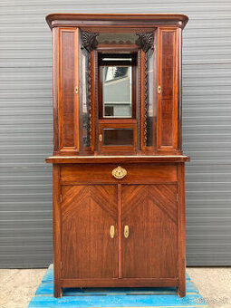 Secesný príborník/kredenc - K27