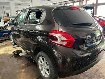 Rozpredám na náhradné diely Peugeot 208