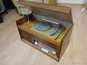 Tesla Sonáta 1016 A