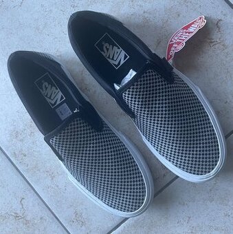Nové unisex tenisky Vans,originál,40, cena 18€