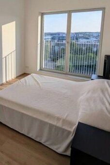 2. izbový tehlový byt pri starej nemocnici