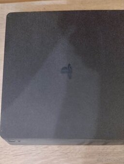 Predám PS4