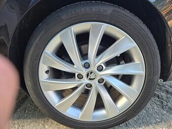 Continental 235 45 R 18 letné