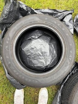 Goodyear Eagle F1 4x4 - Celoročné pneu