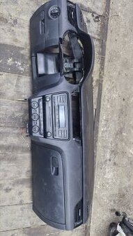 Palubná doska octavia 3