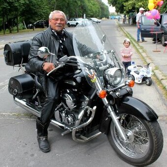 Honda schadow 750