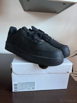 Nike black