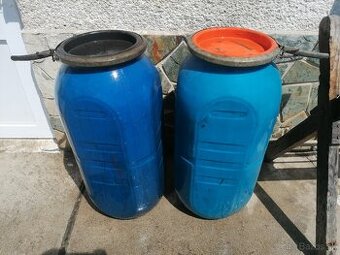 2x 100l  zaťahovacie  sudy
