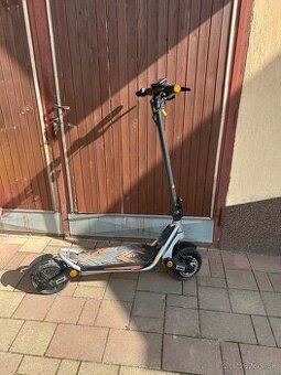 Elektricka kolobežka Kukirin A1