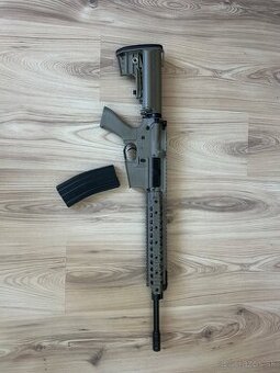 Predám airsoftovú zbraň