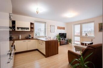 LEN U NÁS - Predaj moderného 3-izbového bytu v...