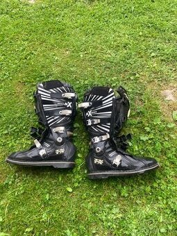 Motocrossové čižmy