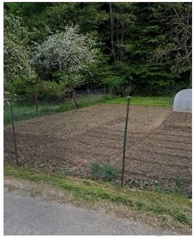 Nádherný exkluzívny pozemok v nadhernej tichej lokalite