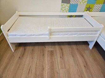 Detska postel 70x160 cm s matracom
