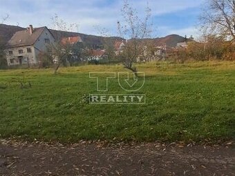 Na Predaj stavebný rovinatý pozemok Liešťany 490 m2