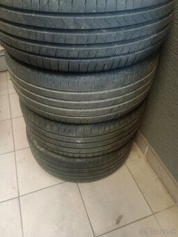 Letne pneu Hankook 235/45 ZR17
