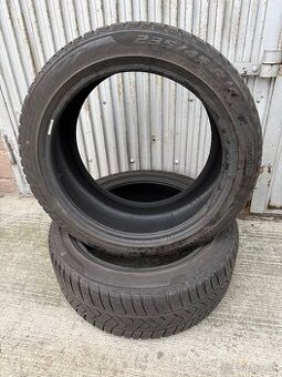 2ks Zimne pneumatiky PIRELLI 235/45 R18