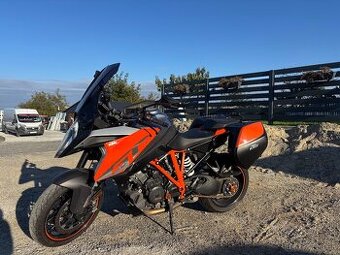 Ktm super duke 1290 gt