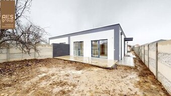 SKOLAUDOVANÉ, PREDAJ, 4 izbové rodinné domy, ul. Poľovnícka, - 1