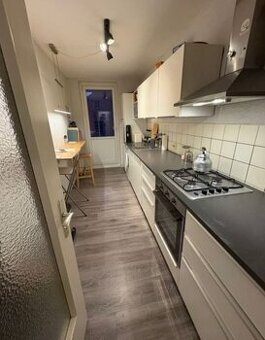 Bílá linka Ikea se spotřebiči,6158