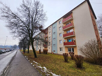 PREDAJ: 3izbovy byt v Brezne 70m2