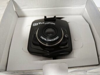Nová zabalena auto kamera na čelné sklo