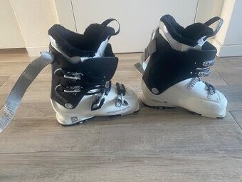 Dámské lyžiarky Fischer
