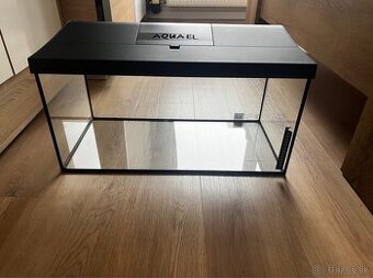 Predám akvárium 54L