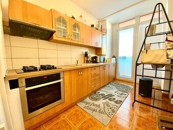 Predaj 3 izbovy byt Prievidza-zapotôčky 64m2