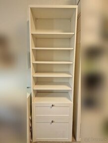 Knižnica s 2 šuflíkmi (IKEA)