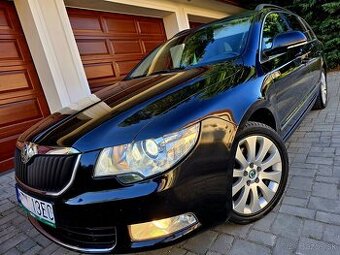 ŠKODA SUPERB COMBI II 2.0 TDI 125KW DSG F1 ELEGANCE